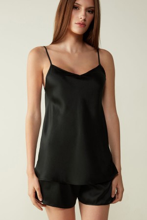 Intimissimi Silk Satin Top with V-neckline Zwart | BEXBR26520