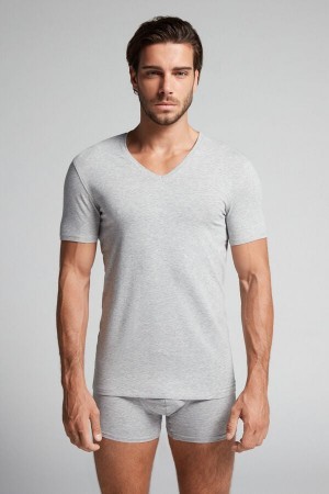 Intimissimi V-neck T-shirt in Stretch Supima® Katoenen Grijs | MBEFT24583